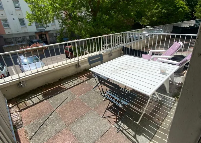 Bel Appartement Avec Parking Et Terrasse Plein Sud